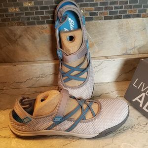 Eddie Bauer Mesh Motion Women's Shoes